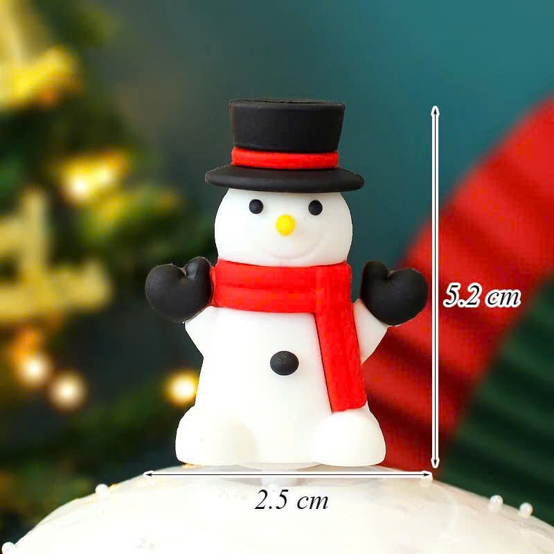 z7222634297584_cb1b979a7b264da584951f5010fba690 Người Tuyết Đội Nón TT Noel - Ảnh 1