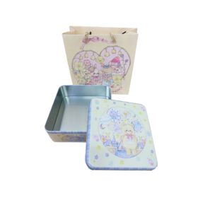 Hộp Thiếc Vuông Tím Gấu Bong Bóng