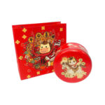 Hộp Thiếc Đỏ Tròn Họa Tiết (Kèm Túi Giấy)