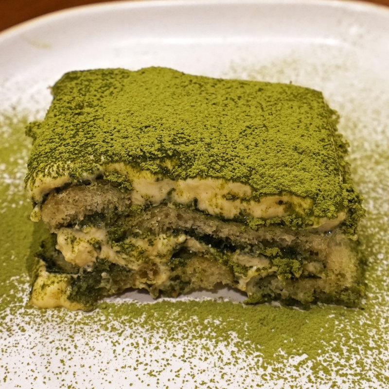 Tiramisu matcha cuốn hút, ấn tượng